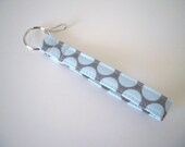 Keychain/Pale Blue Dot-Around 8"