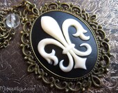 Fleur De Lis Cameo with Glow Bead Necklace