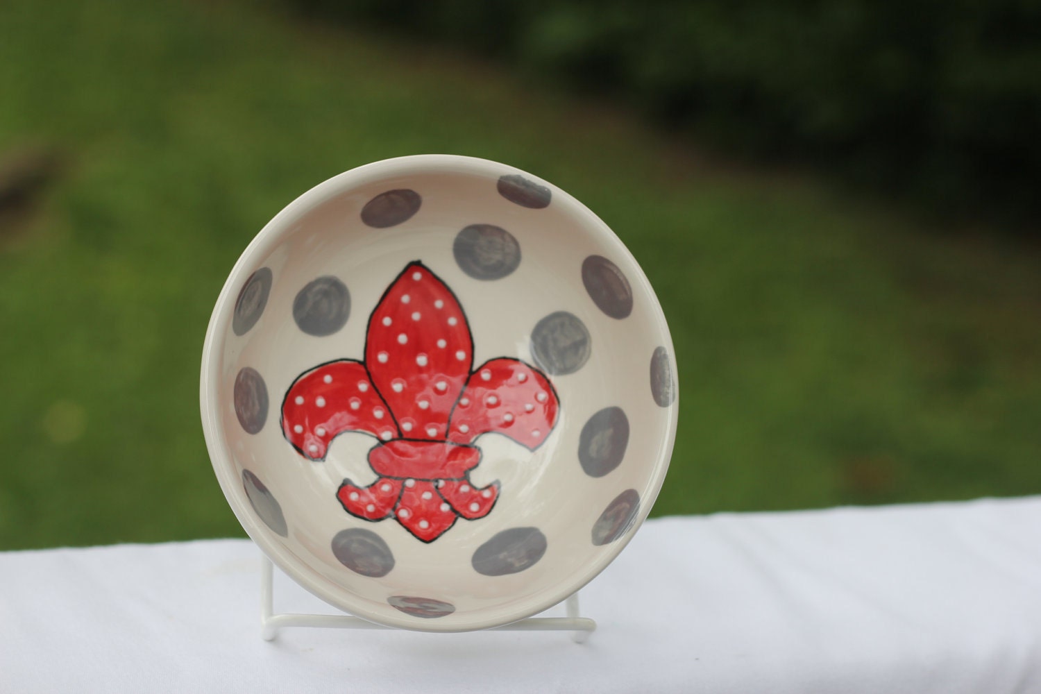 Fleur di Lis footed bowl