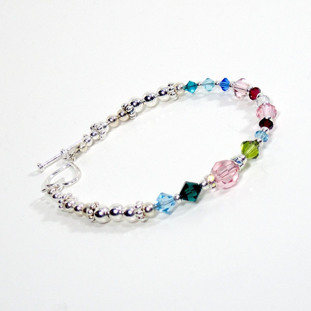 Custom LoveLines Mothers Crystal Beaded Bracelet - 5 Generations