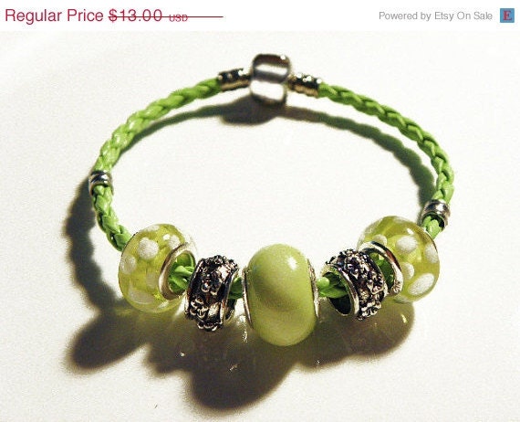30% CEARANCe SALe and FREe SHIPPING european bead Bracelet leather spring green 7-1/2" PB400
