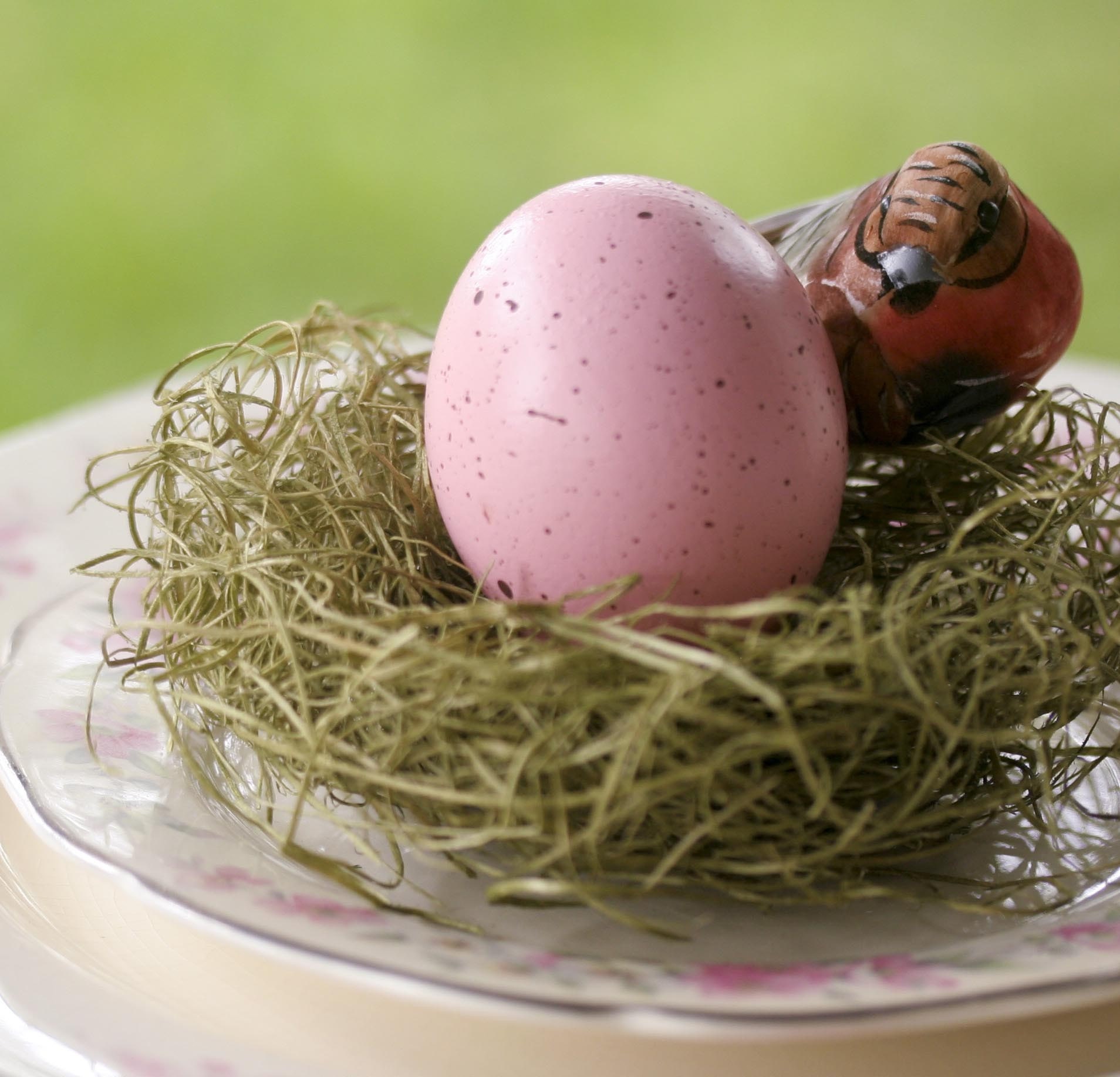 Cascarones (Confetti Eggs), TWO DOZEN, Pretty-in-Pink, for Wedding Favors