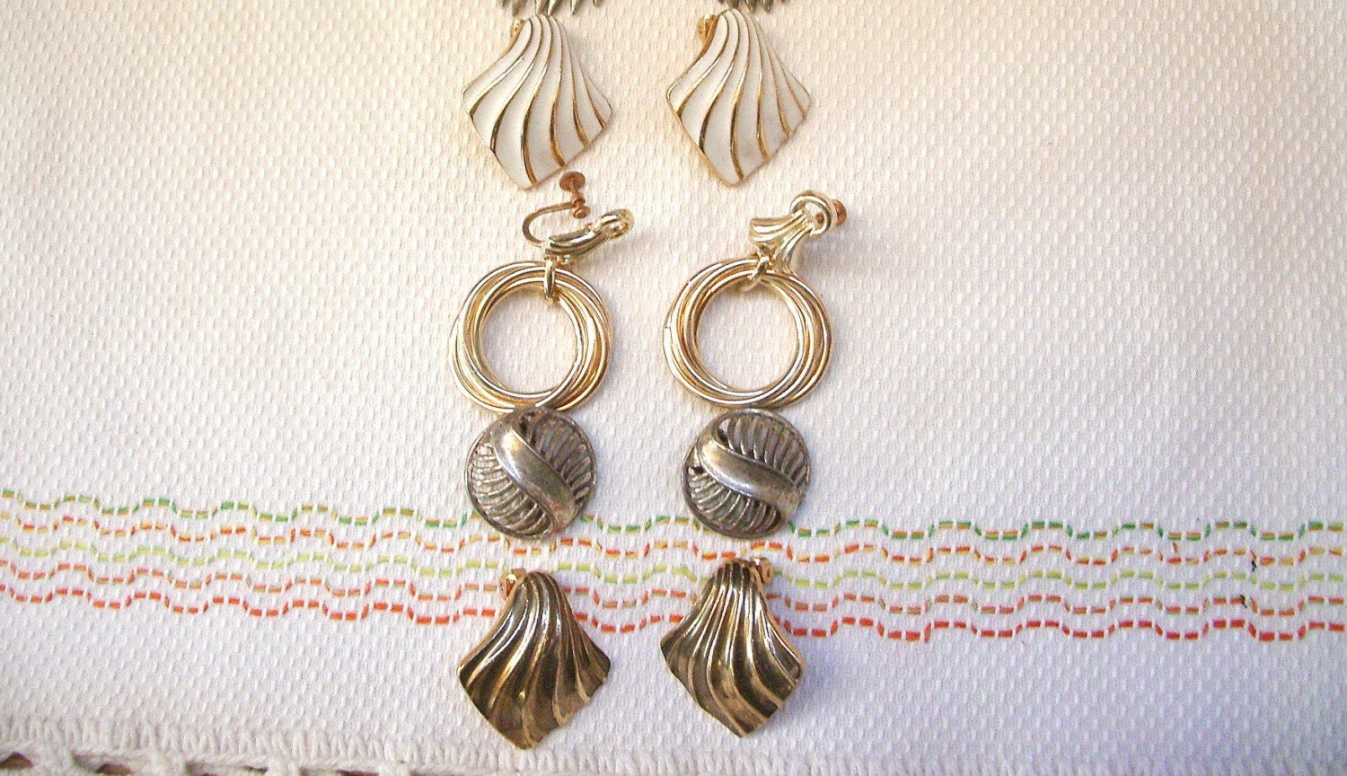 VINTAGE Clip-On Screw Earrings -4 Pairs