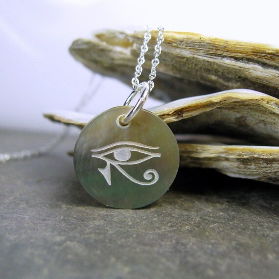 Eye of Horus necklace, Wisdom
