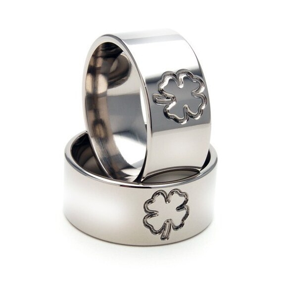 New LUCKY IRISH Titanium Ring, Designer Jewelry, Free Sizing 4-17
