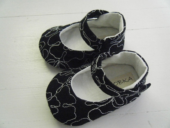 Вышитые Черное и белое белье Мэри Джейн обувь для вашего ребенка девушка