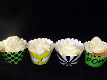 Comic Book Super Hero cupcake wrappers