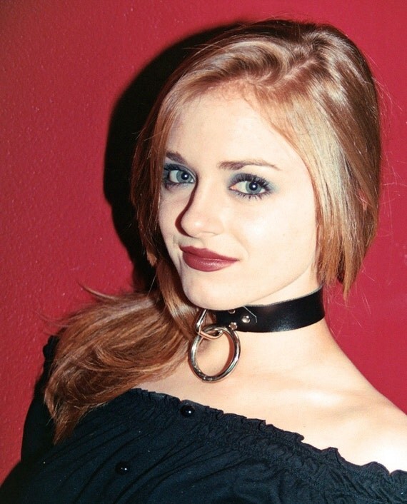 Black Leather Bondage Ring Collar with locking buckle