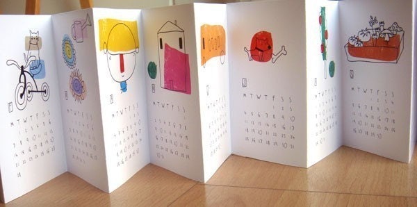 2011 Calendar  -  Accordion for your desk