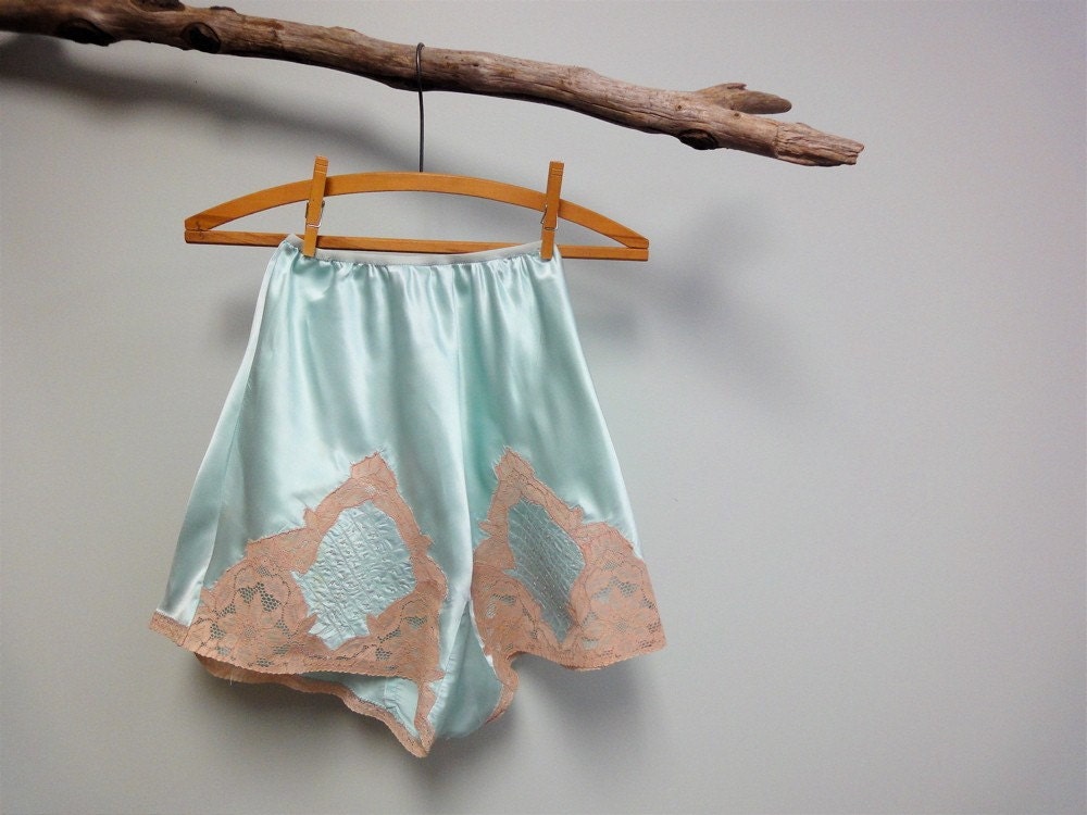 Antique 1930s Lace Bra, Tap Pant Set, Silk Satin, Knickers, Sky Blue, Rose Beige Lace, Bias Cut, Beautiful