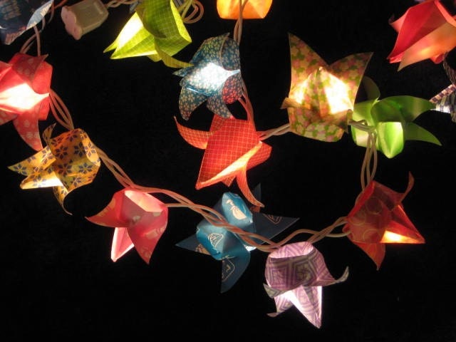 Origami patterned Tulips lantern string light