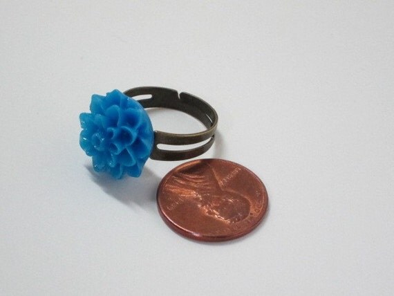 Vintage Inspired Lucite Flower Ring on Brass Adjustable Band