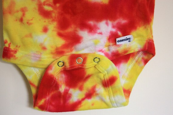 Tie Dye Cotton Onesie - SUNRISE - Size 3 to 6 Months