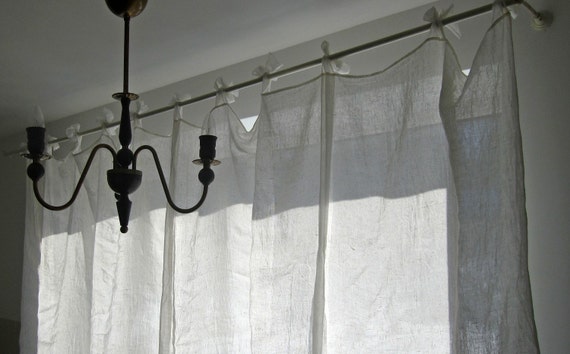 Draped linen curtains Pearly White