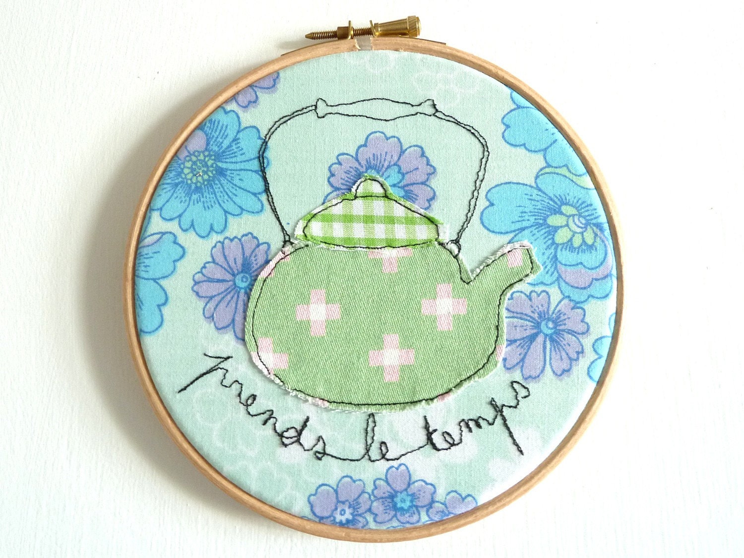Embroidery Hoop Art - 'Prends le temps' Textile Illustration in blue & green - 6" hoop