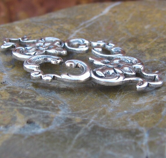 6 Antique Silver Brass Connector Floral Metal Stamping 1245