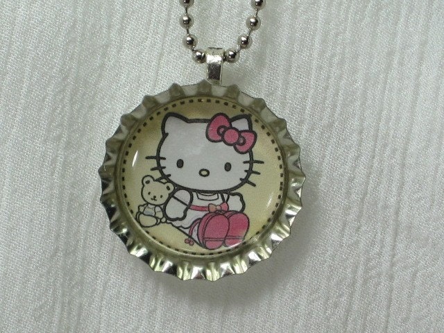 Bottlecap Necklace - Hello Kitty