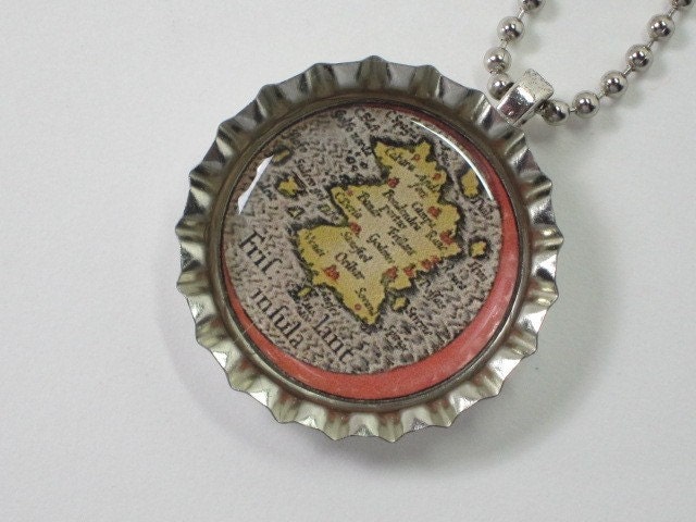 Bottlecap Necklace - Vintage Map