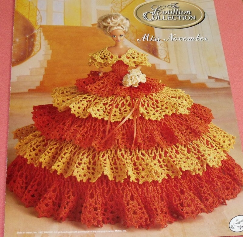 Holiday Costumes, Annie's crochet patterns fit Barbie items in