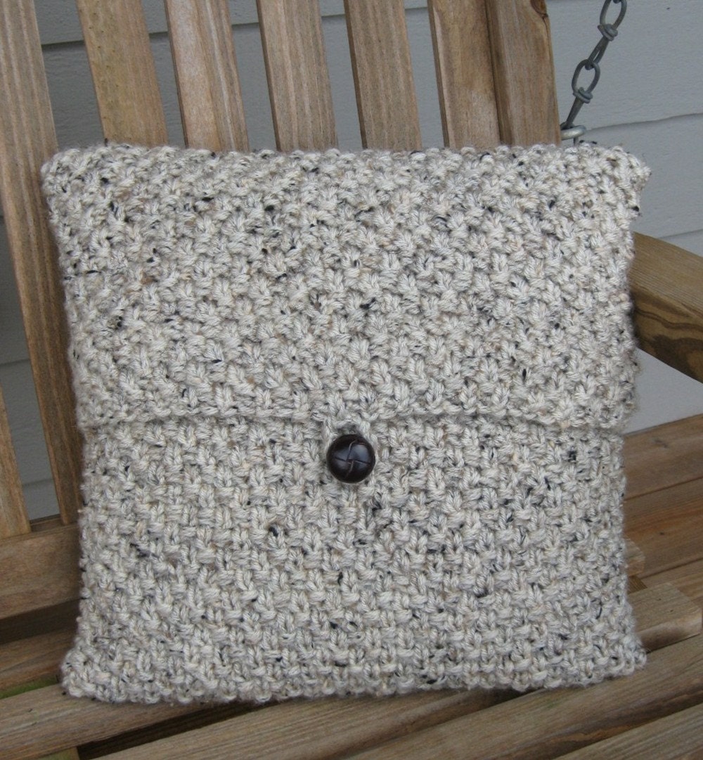 Hand-knit pillow cover