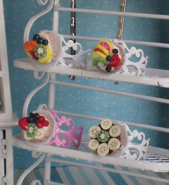 Design Your Own Fruity Tutty Ring