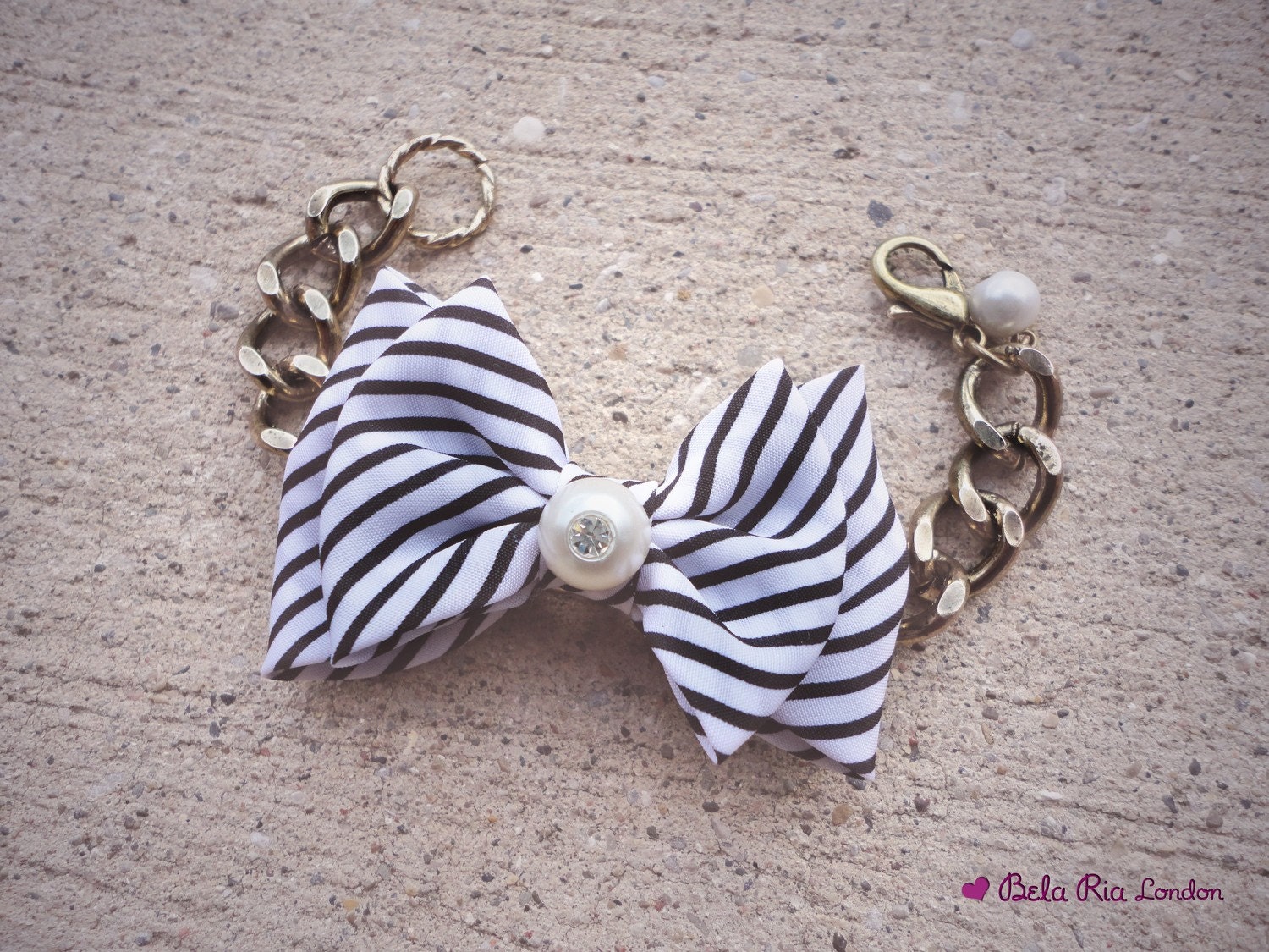 Black and White Bow Tie Bracelet