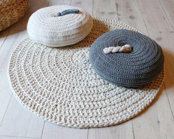 Round Crochet Pillow - Home Decor - Decorating Ideas - HGTV Share