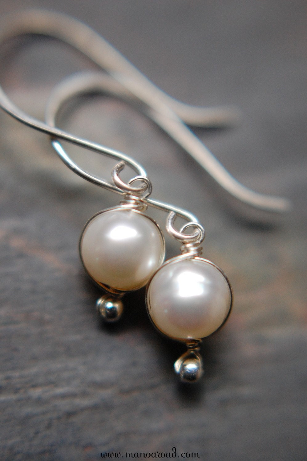Luminous Earrings - White Pearls, Sterling Silver
