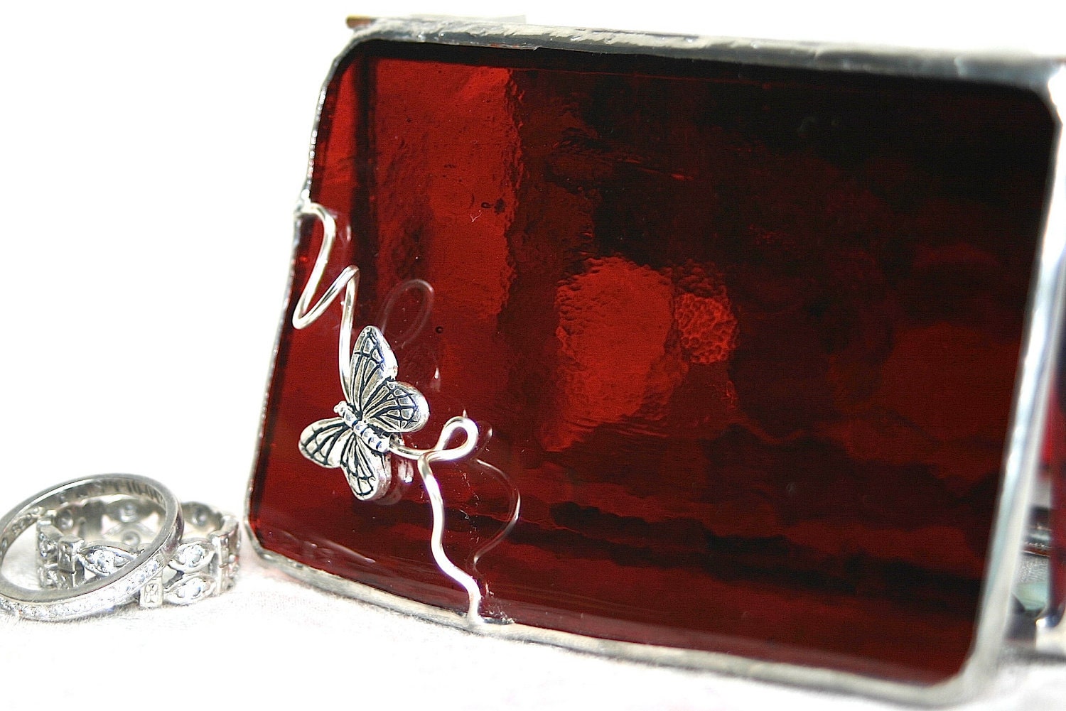 Cranberry Stained Glass Jewelry Box w/ Pewter Cast Butterfly