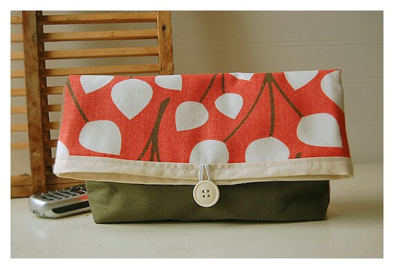 Clutch Salmon Pink orange green bag purse Leaves Handmade Pouch Padded Kindle Make Up Travel Gadget Bag tagt team