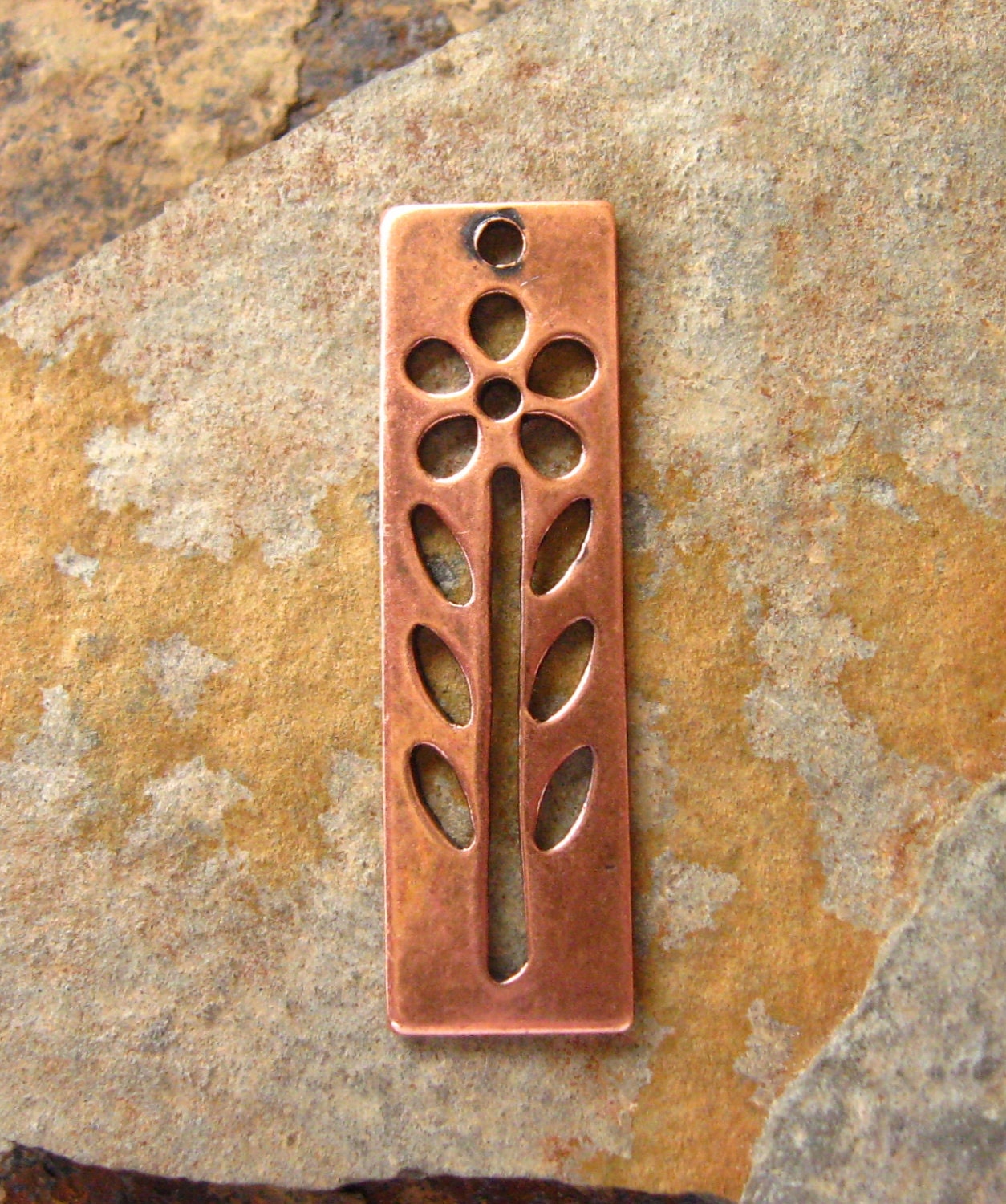 2 Trinity Brass Antique Copper Daisy Tag Charms - LOW SHIPPING