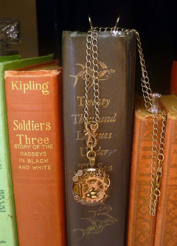 Steampunk vintage necklace-Airship traveler blessing- N001