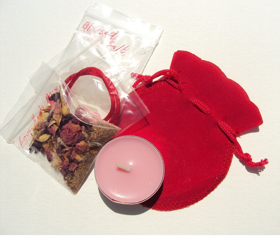 Love and Romance Knot Spell and Sachet Kit