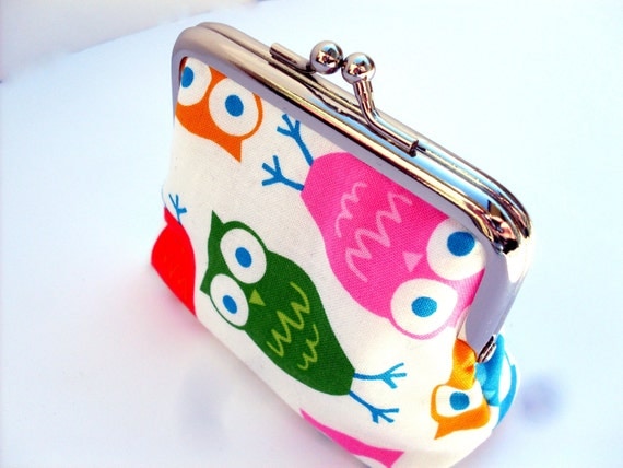 Coin purse owls in rainbow colours