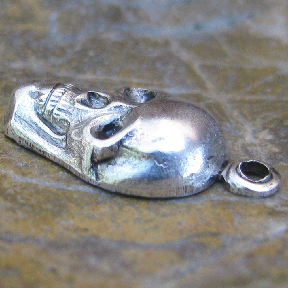 12 Antique silver Skull Brass Charm 1300