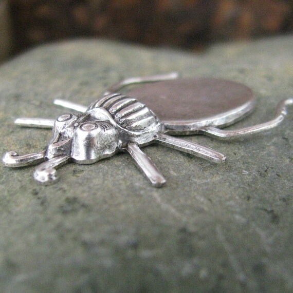 6 Antique Silver Beetle with Gluing Pad for Stone Findings 814