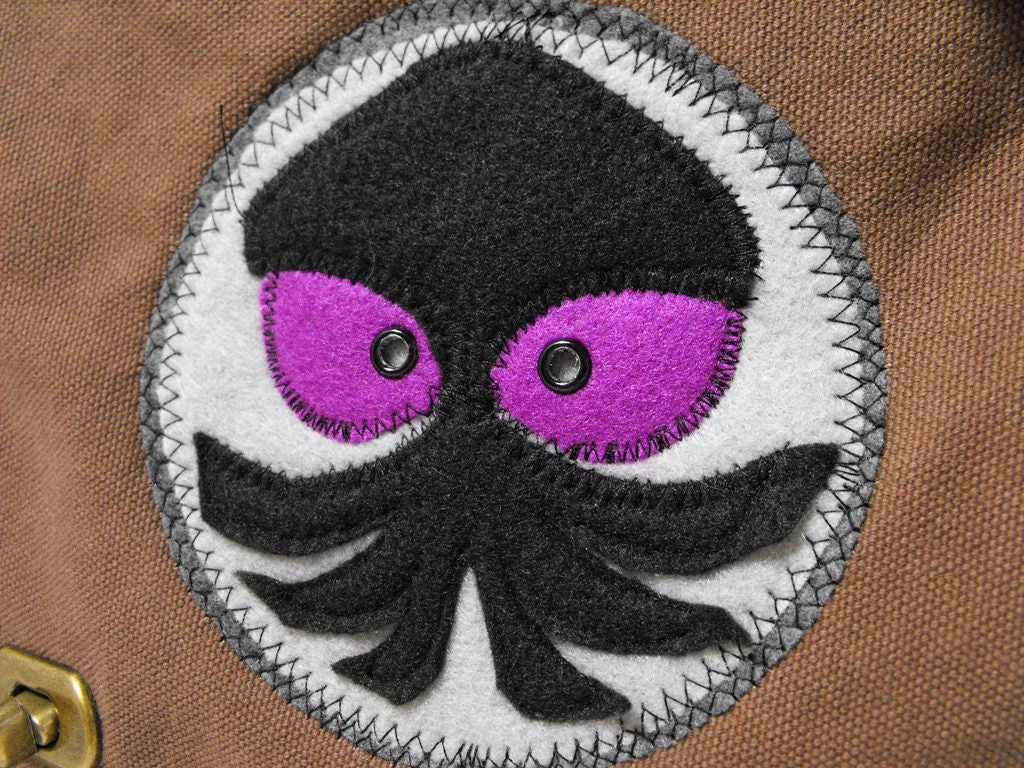 Dark Cthulhu - Messenger Bag -Field Style for School, College, Vacation, Book, Laptop
