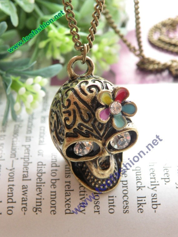 Pretty retro copper white crystals eyes 3d skull with colorful flower necklace pendant jewelry vintage style