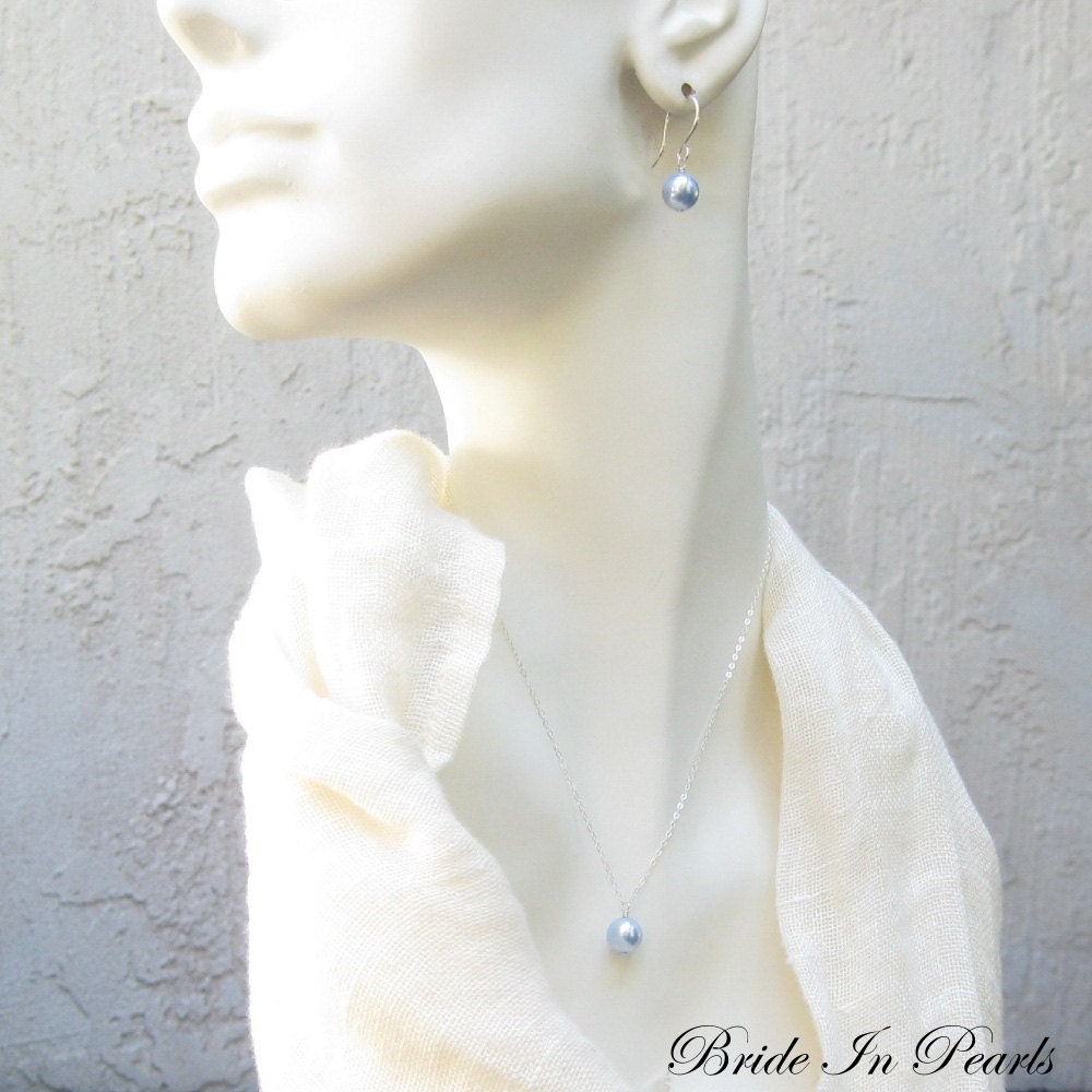 Bride in Pearls - necklace and earring set in gold, custom colors available