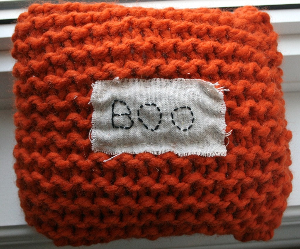 HandKnit Pillow in Pumpkin Orange with word BOO ....Holiday, Halloween, Orange, Pumpkin, Decoration