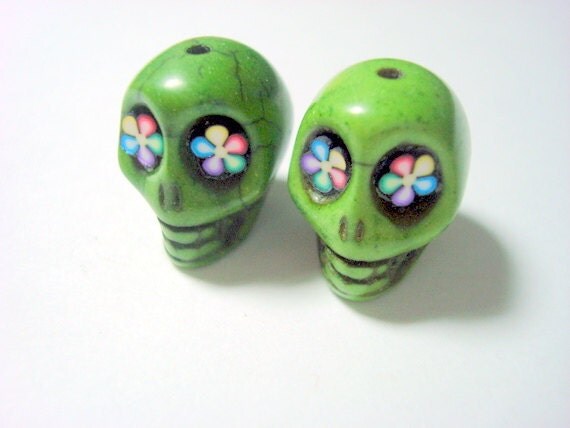 Bright Color Flower Eyes Green Howlite Skull Beads