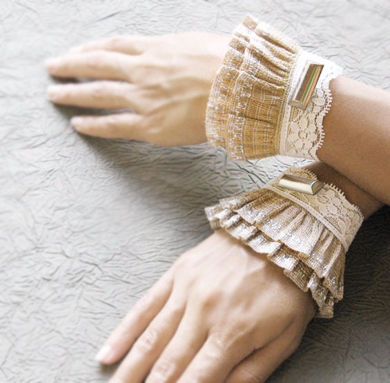 Lyr elastic lace ruffled cuffs,romantic wrist warmers