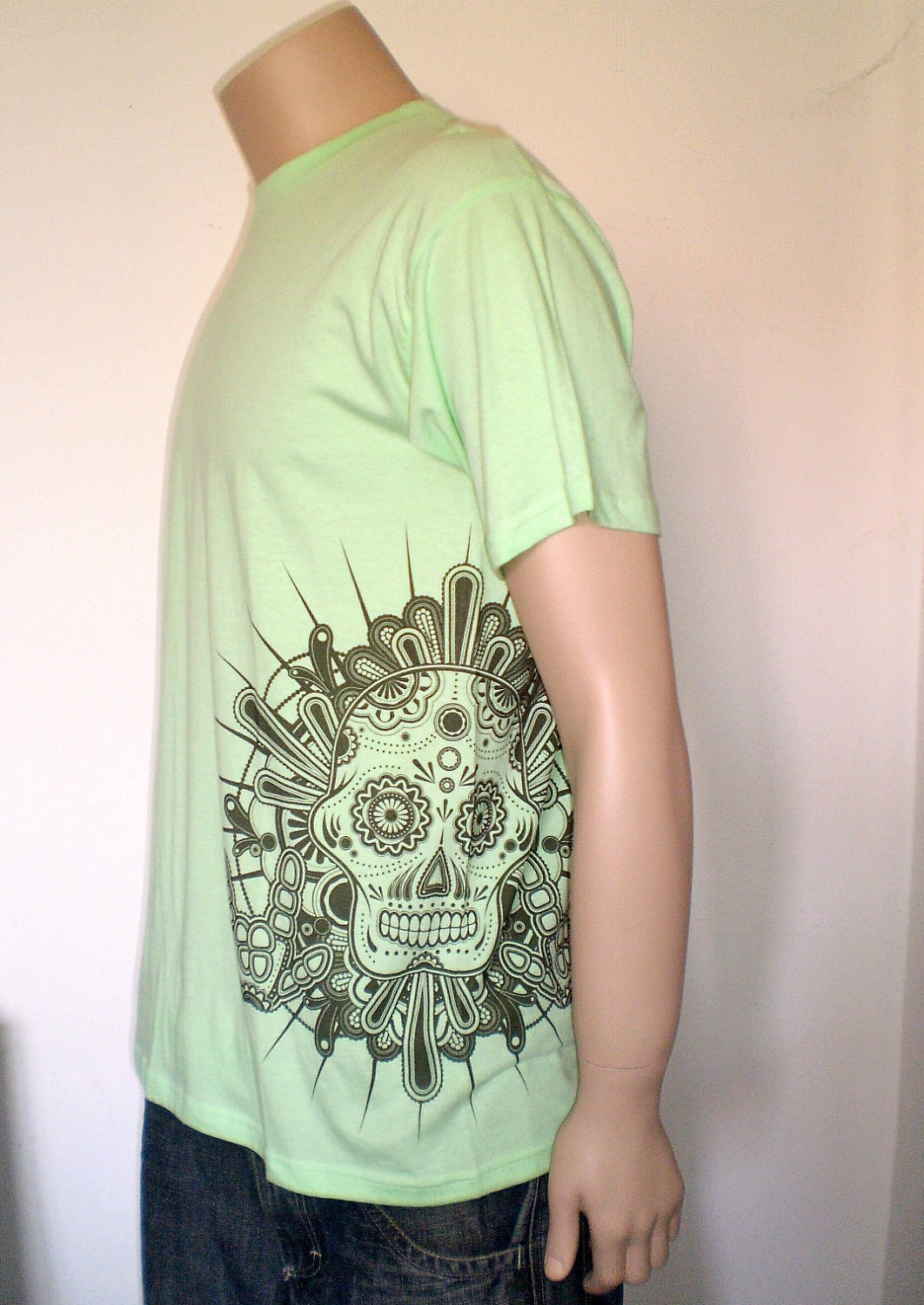 Printed T-shirt for men - mint tee - with sugar skull on the left side