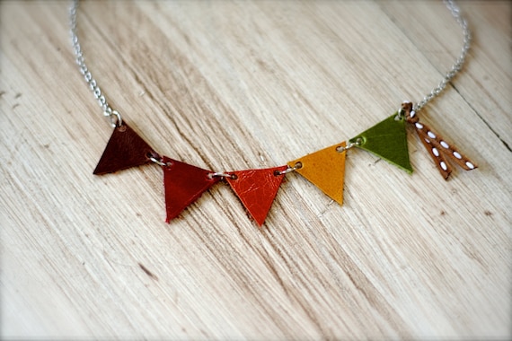FESTIVE AUTUMN Leather Bunting Necklace