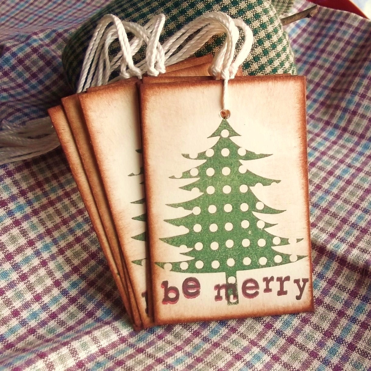 Be Merry Christmas Tree Hang Tags