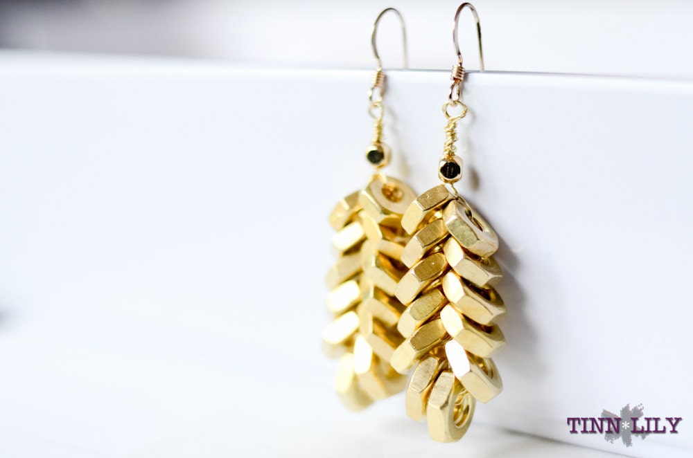 TINNLILY Hex Nut Cluster Earrings