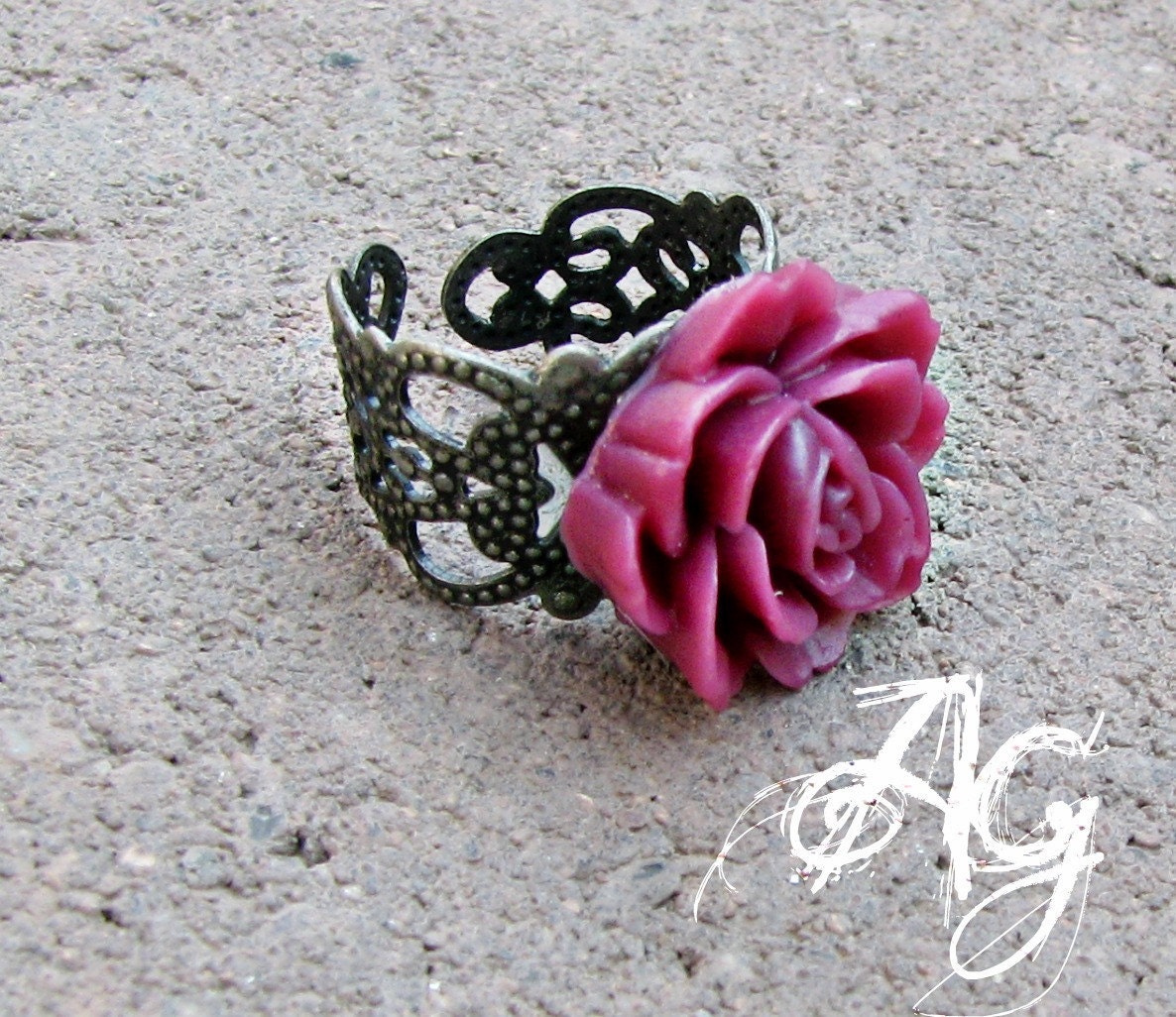 Flower Ring - Red Violet