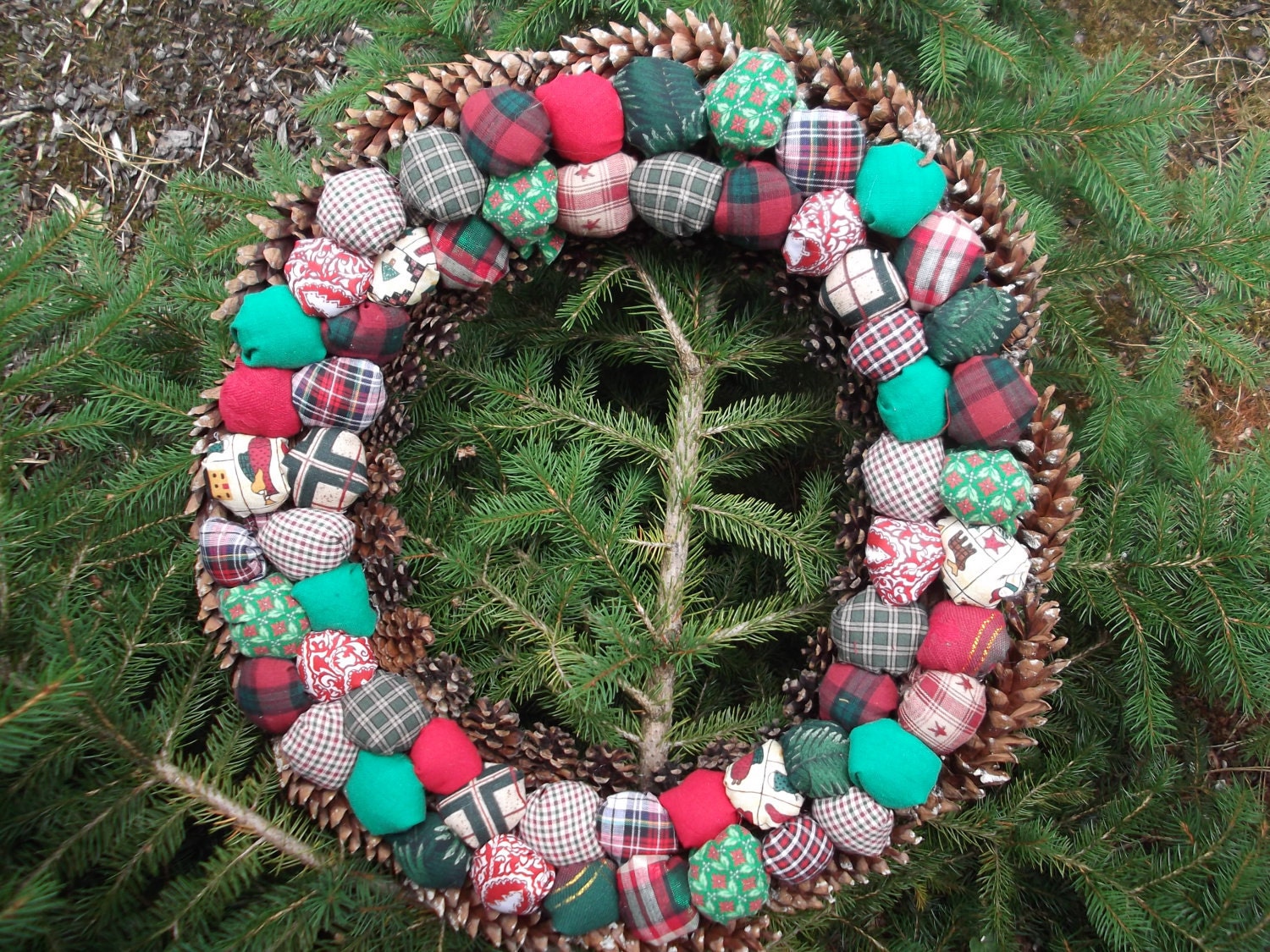 Christmas Puffy and Pinecone Wreath
