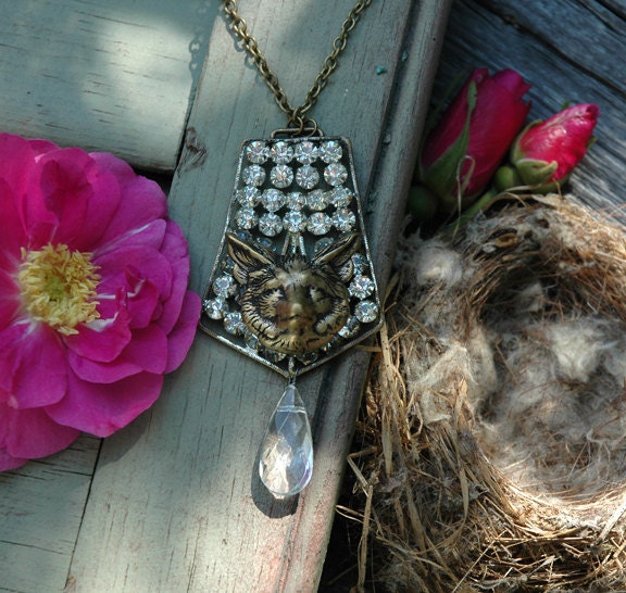 victorian belt buckle necklace