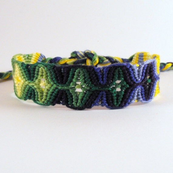 Knotted Friendship bracelet, Macrame, Spring water (m27)